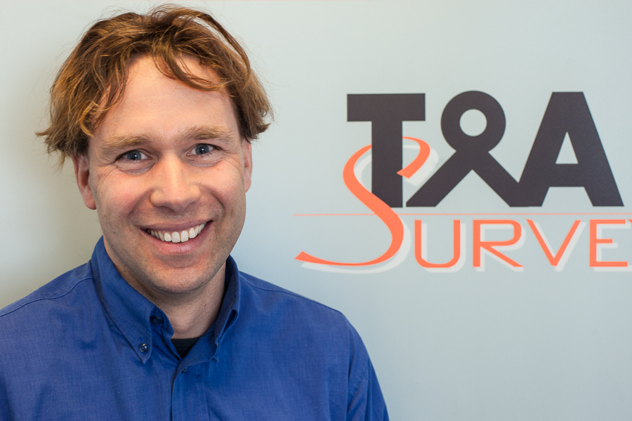 Michiel van Oers, T&A Survey